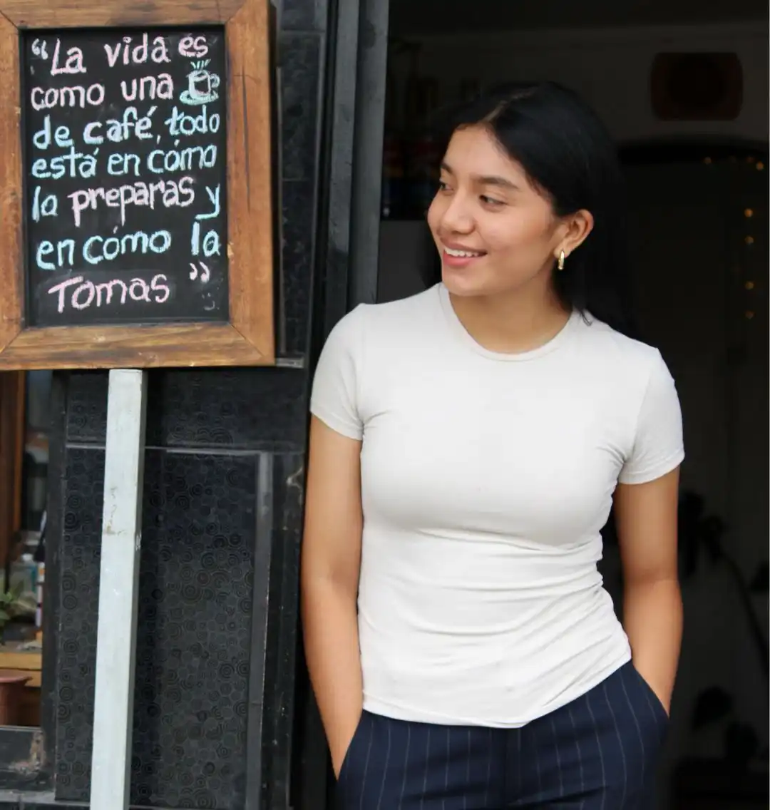 Nuestra Gente, La Cosecha Coffee & Bakery